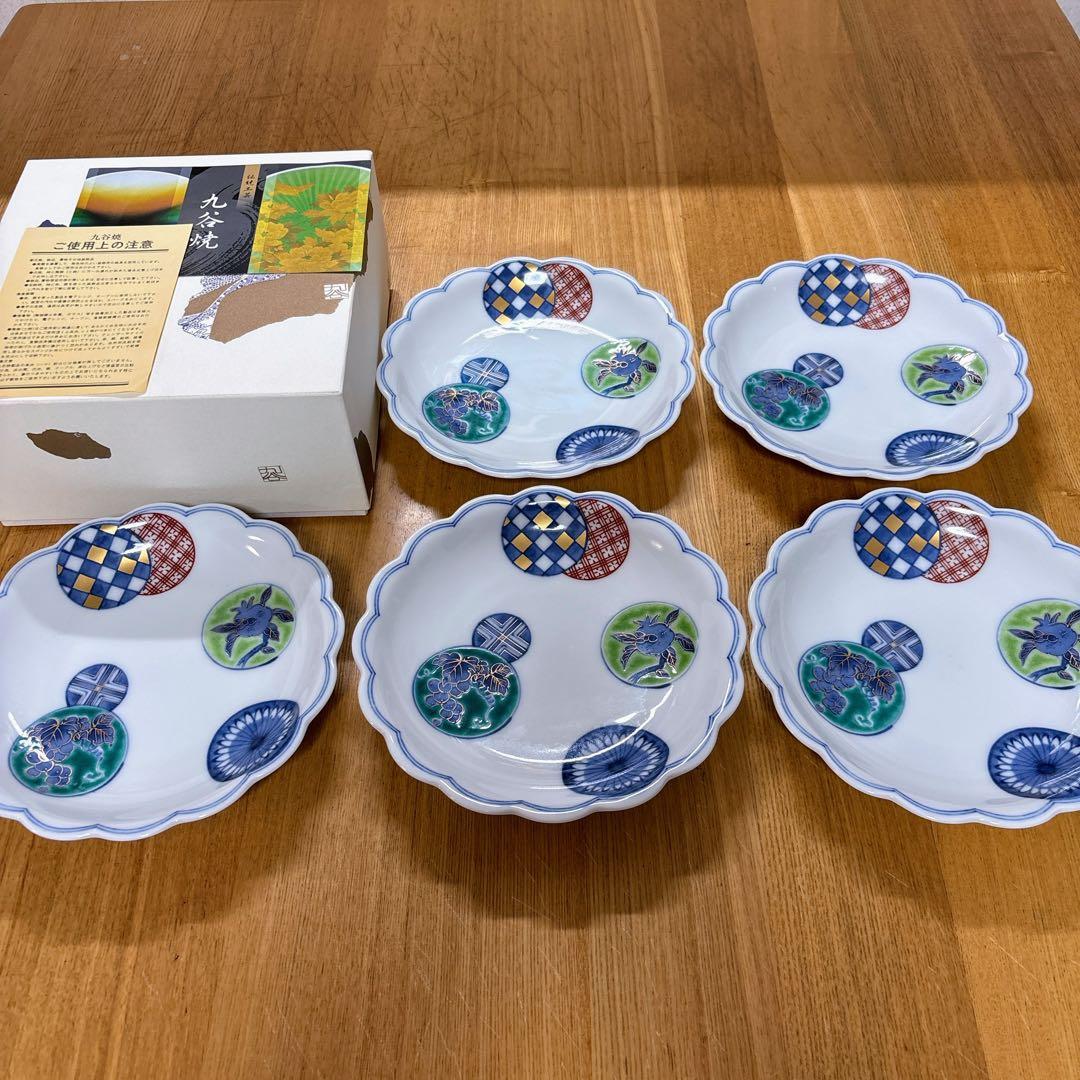 九谷焼　香祥窯　色絵小紋　6号皿揃 中皿　花形皿　盛皿　18.5cm