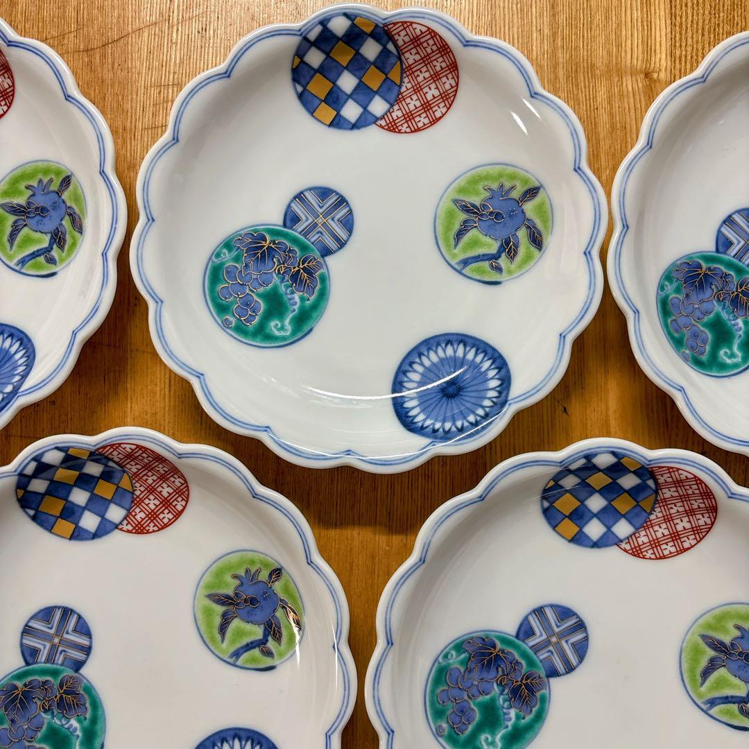 九谷焼　香祥窯　色絵小紋　6号皿揃 中皿　花形皿　盛皿　18.5cm