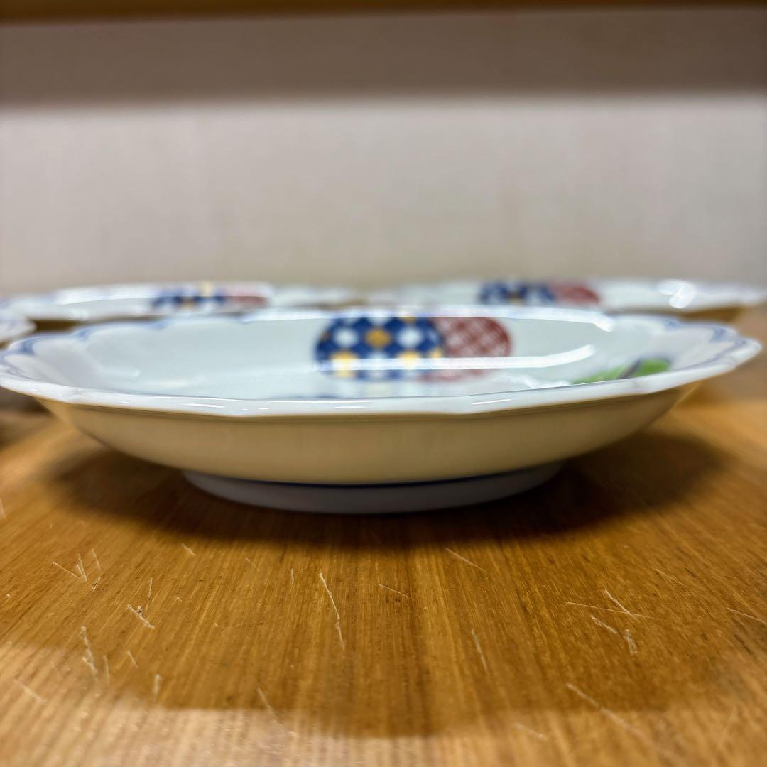 九谷焼　香祥窯　色絵小紋　6号皿揃 中皿　花形皿　盛皿　18.5cm