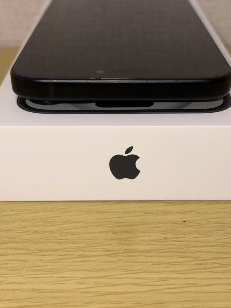 【美品】iPhone15Plus 128GB 黒SIMフリー
