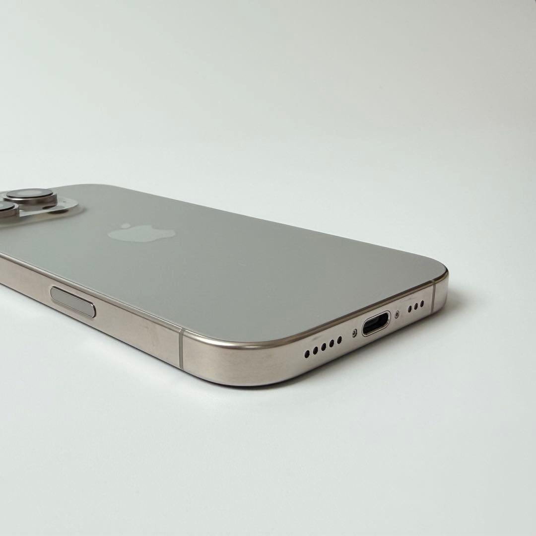 【美品】iPhone 16 Pro 256GB SIMフリー