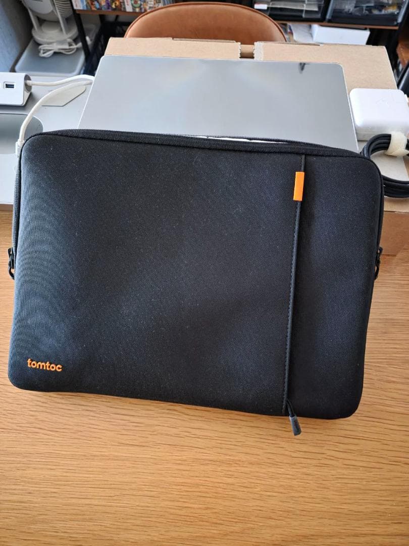 【極美品】M4 MacBook Pro 14インチ 16GB 1TB 付属品多数