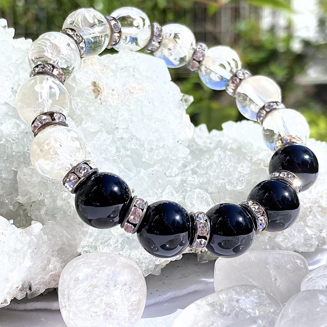 今日の目玉50％OFF【諸願成就】九生龍子 オニキス 水晶 ブレスレット