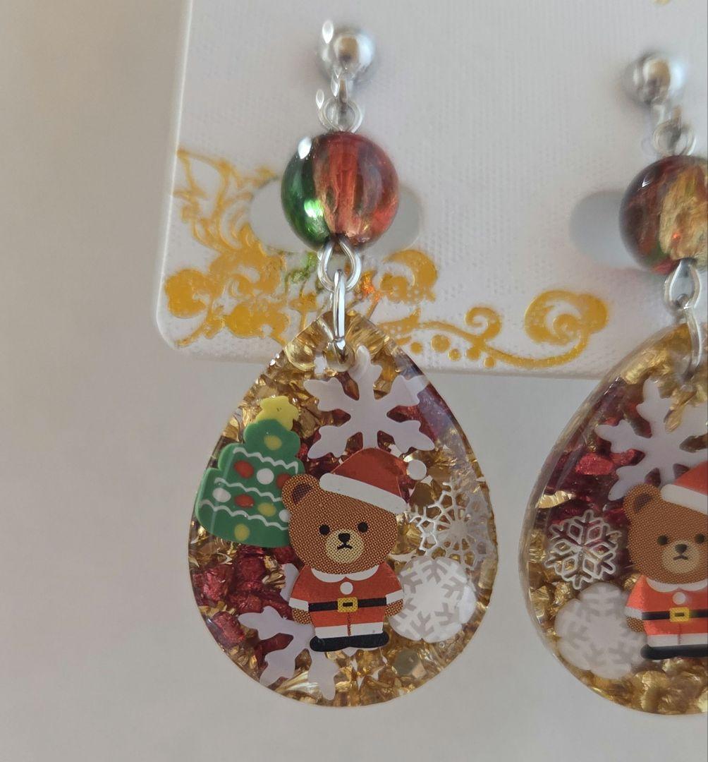 クマさんタイヤリング・ピアス✨　　クリスマスピアス　　クリスマスイヤリング