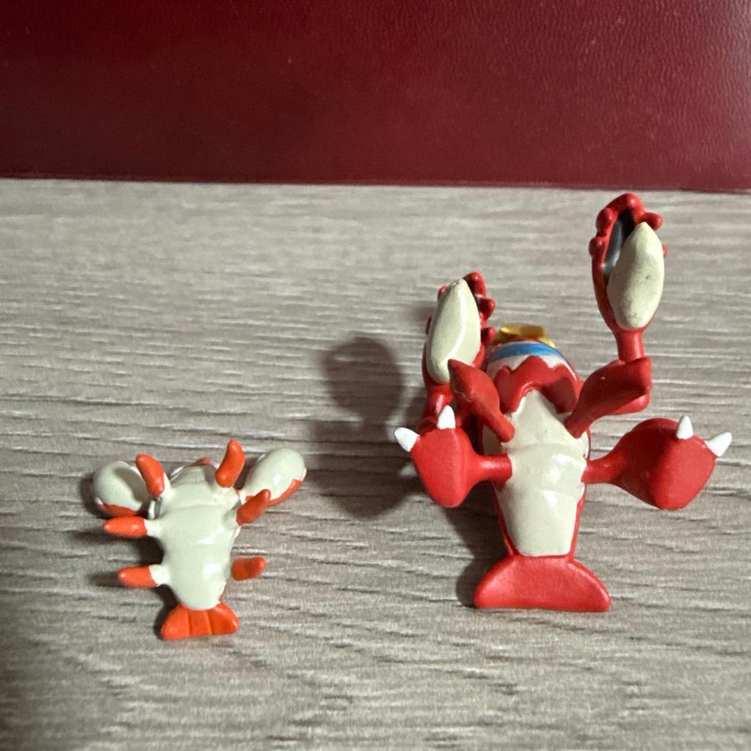 立体ポケモン図鑑　コダック　ゴルダック　ヘイガニ　シザリガー　ポケモン　立体