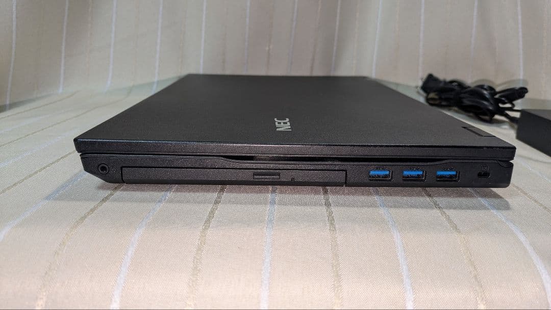 SSD起動早い★VersaPro i5-8世代 8GB 128GB Office