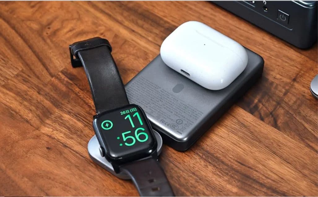 新品✨ モバイルバッテリー 10000mAh ワイヤレス充電 マグネット式