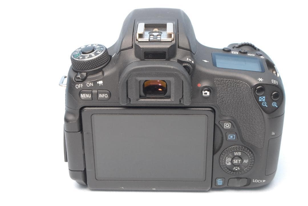 ✨Wi-Fi転送✨キヤノン EOS 8000D ダブルレンズ 超望遠 長く使える
