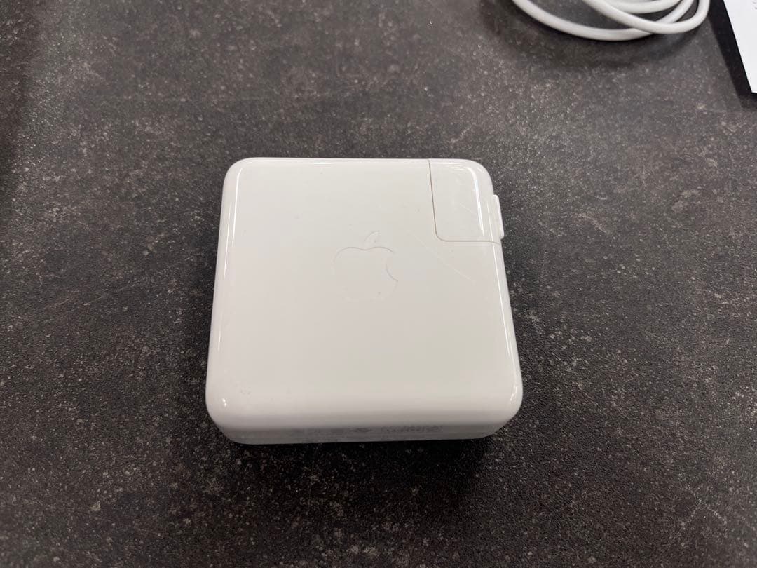 [ジャンク]MacBook Pro スペースグレー 本体