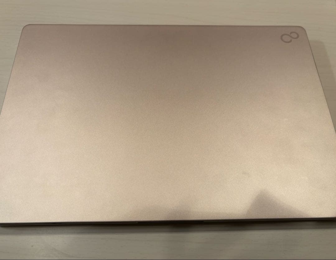 富士通　パソコン　LIFEBOOK CH75/E3 2020年モデル