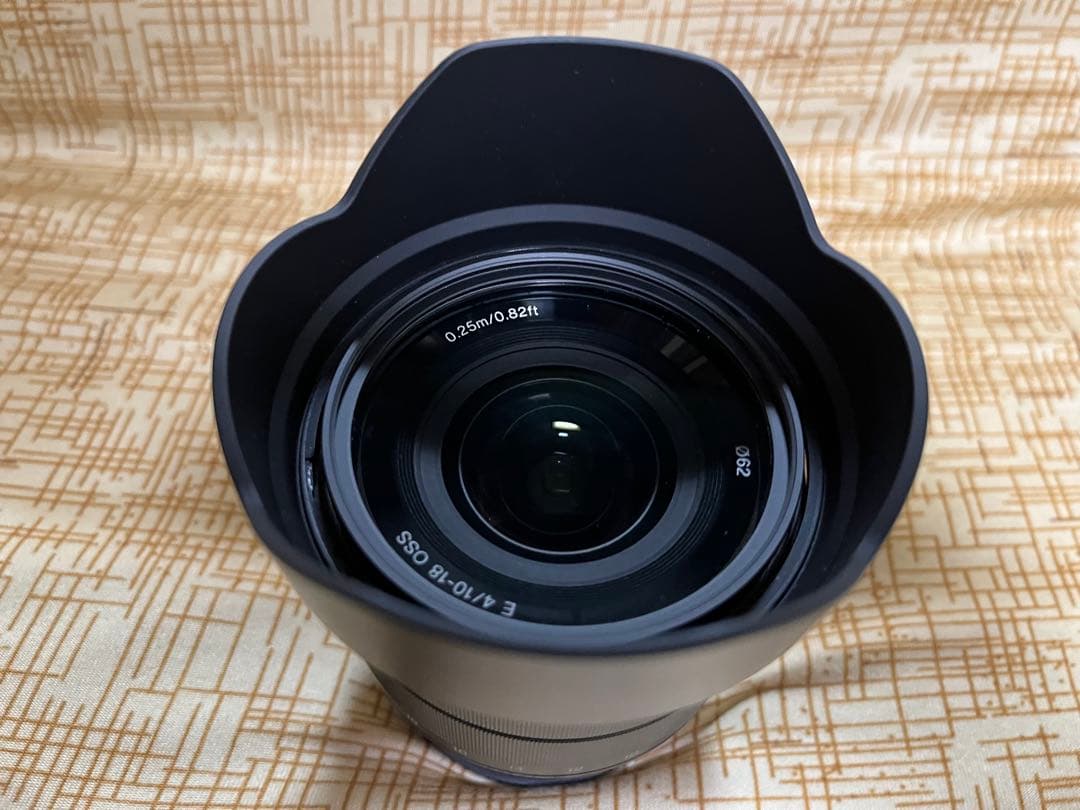 SONY E 10-18mm F4 OSS レンズ