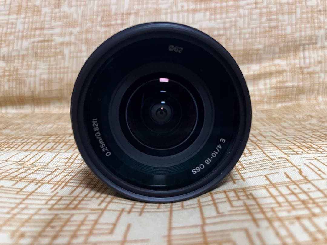 SONY E 10-18mm F4 OSS レンズ