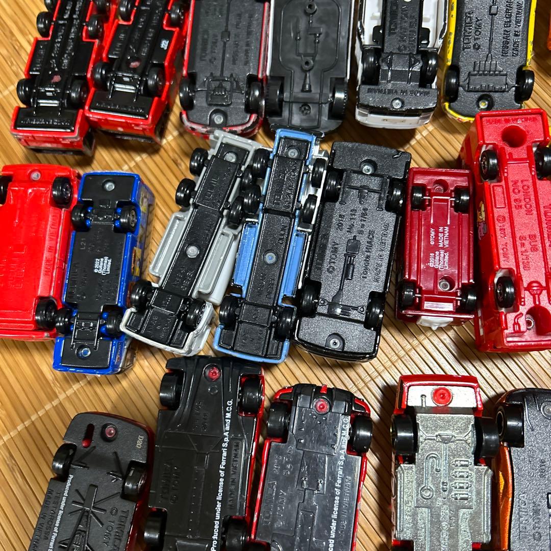 ミニカーセット ２６個