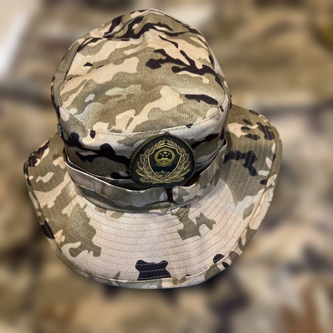 実物未使用 中国軍　人民武装警察現役冬用21式荒漠迷彩服戦闘服上下帽子
