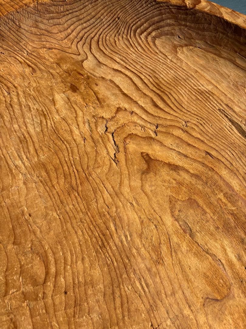 アンティーク な大きめくり抜き盆　丸盆　古民芸　古民具　無垢材ボウル ナチュラル