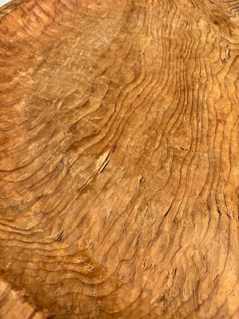 アンティーク な大きめくり抜き盆　丸盆　古民芸　古民具　無垢材ボウル ナチュラル