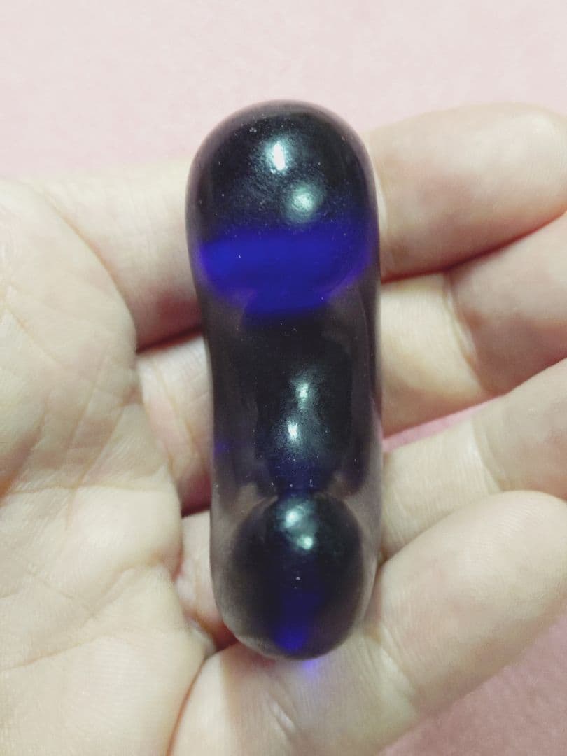 希少 古墳 勾玉 ブルー 瑠璃色 ガラス 素材 アンティーク 工芸 置物 根付