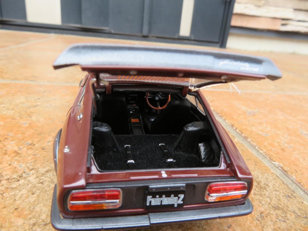 エブロ　1/24　フェアレディ240ZG