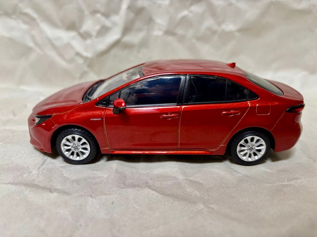 カローラ　カラーサンプル ミニカー　スカーレットメタリック　専用箱付