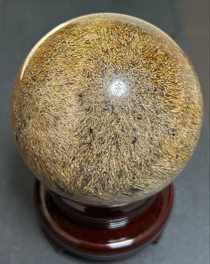 ゴールデンルチルクォーツクリスタル　丸玉　404.5g