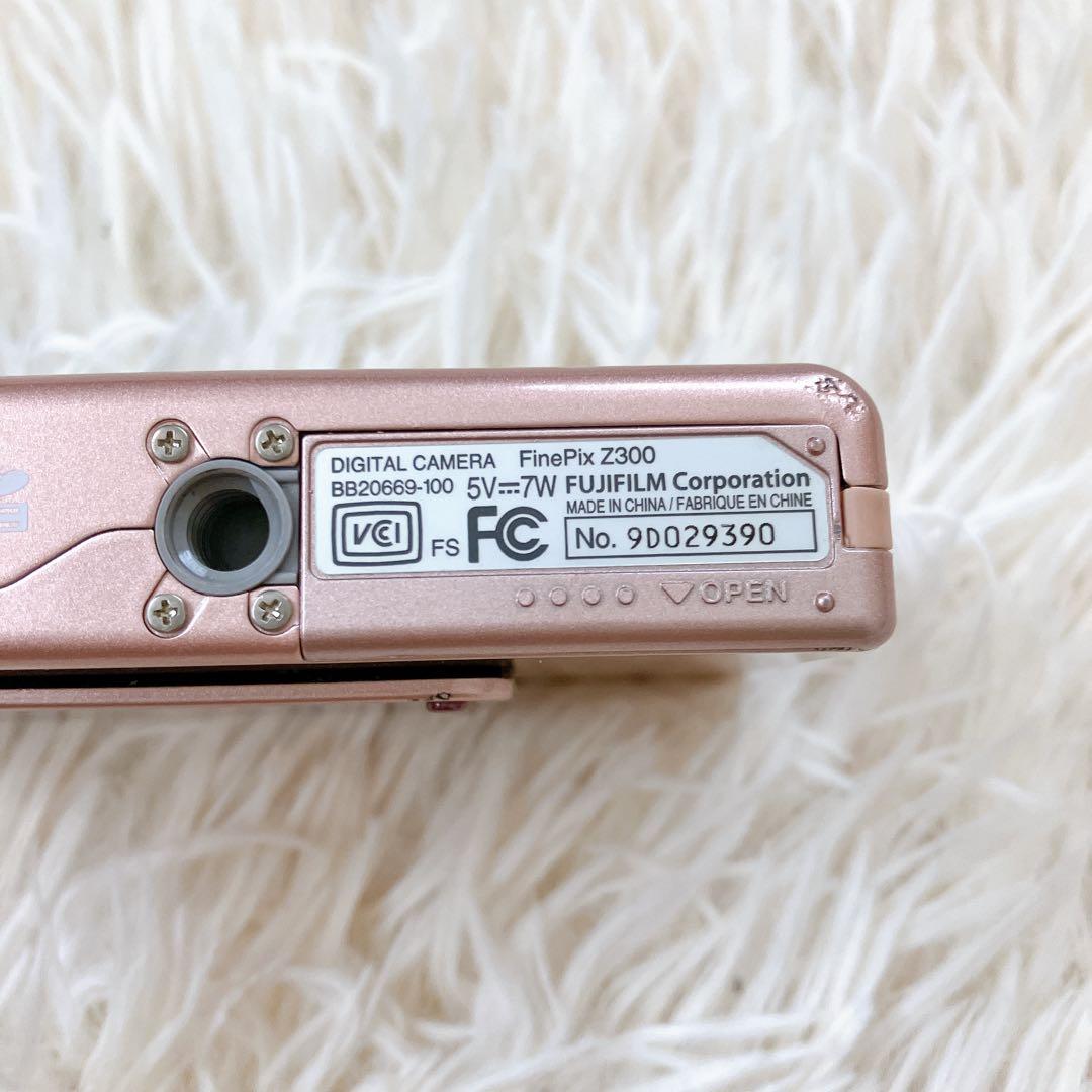 FUJIFILM　FINEPIX　Z300　ピンクゴールド　デジカメ 人気カラー