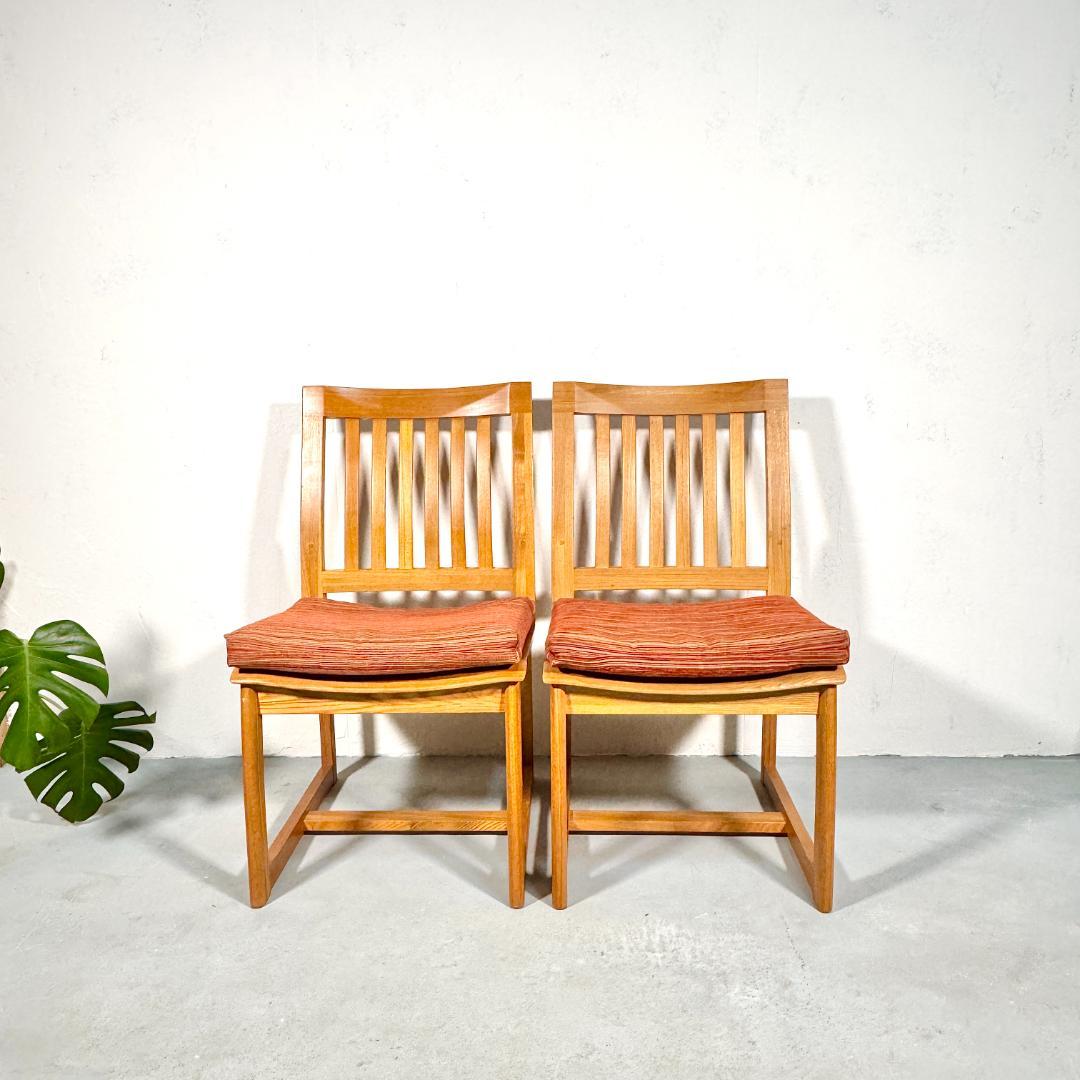 ②北欧　無垢材　オーク　ダイニングチェア