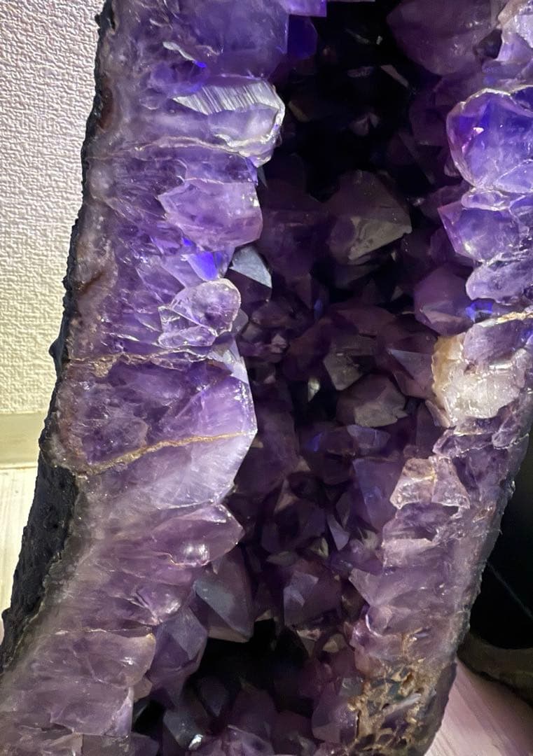 破格値‼️ウルグアイ‼️アメジストドーム原石‼️一級品‼️濃紫‼️大型50センチ‼️送料無料