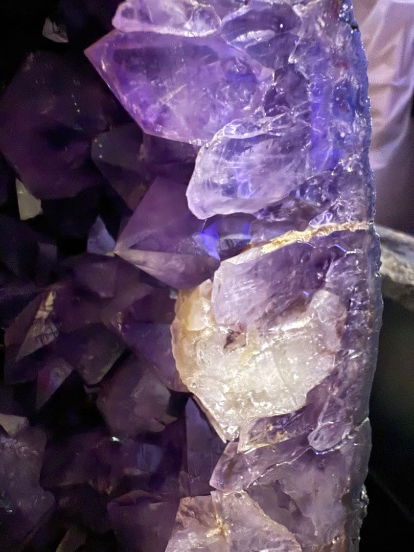 破格値‼️ウルグアイ‼️アメジストドーム原石‼️一級品‼️濃紫‼️大型50センチ‼️送料無料