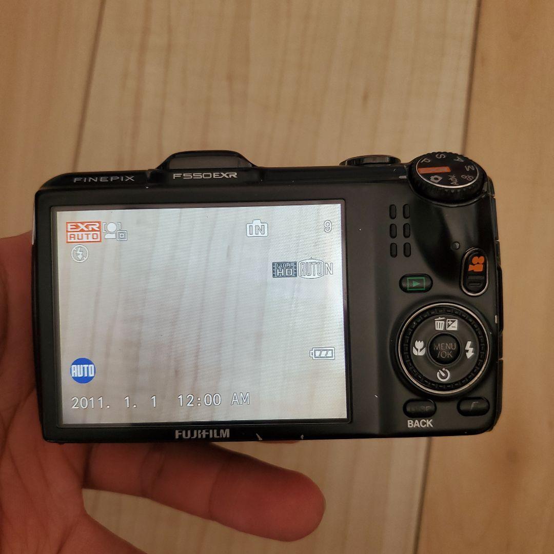 FUJIFILM FINEPIX F550 EXR 本体