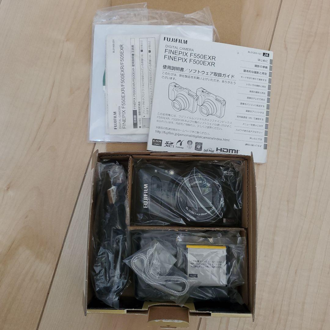 FUJIFILM FINEPIX F550 EXR 本体