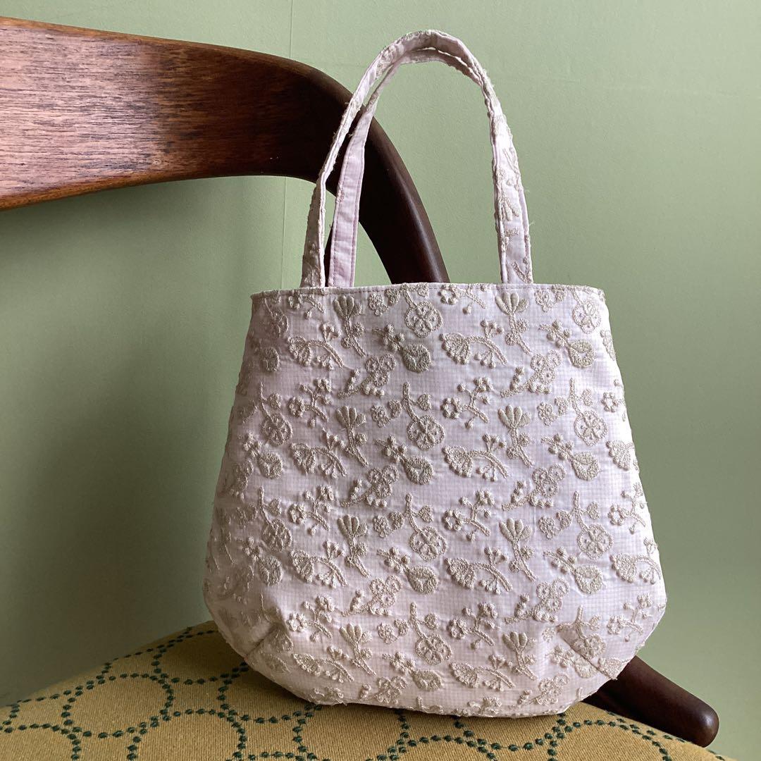 ミナペルホネンハンドメイド　ふっくらまるみのSサイズトートバッグ