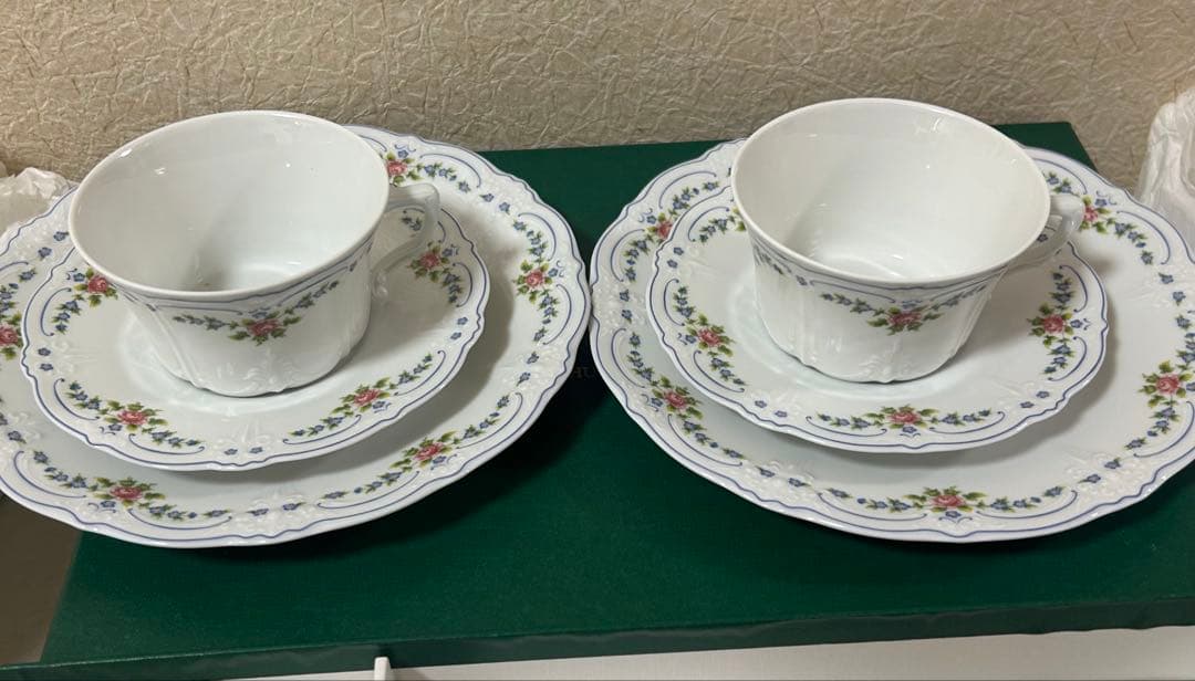 Hutschenreuther 花柄カップと皿セット