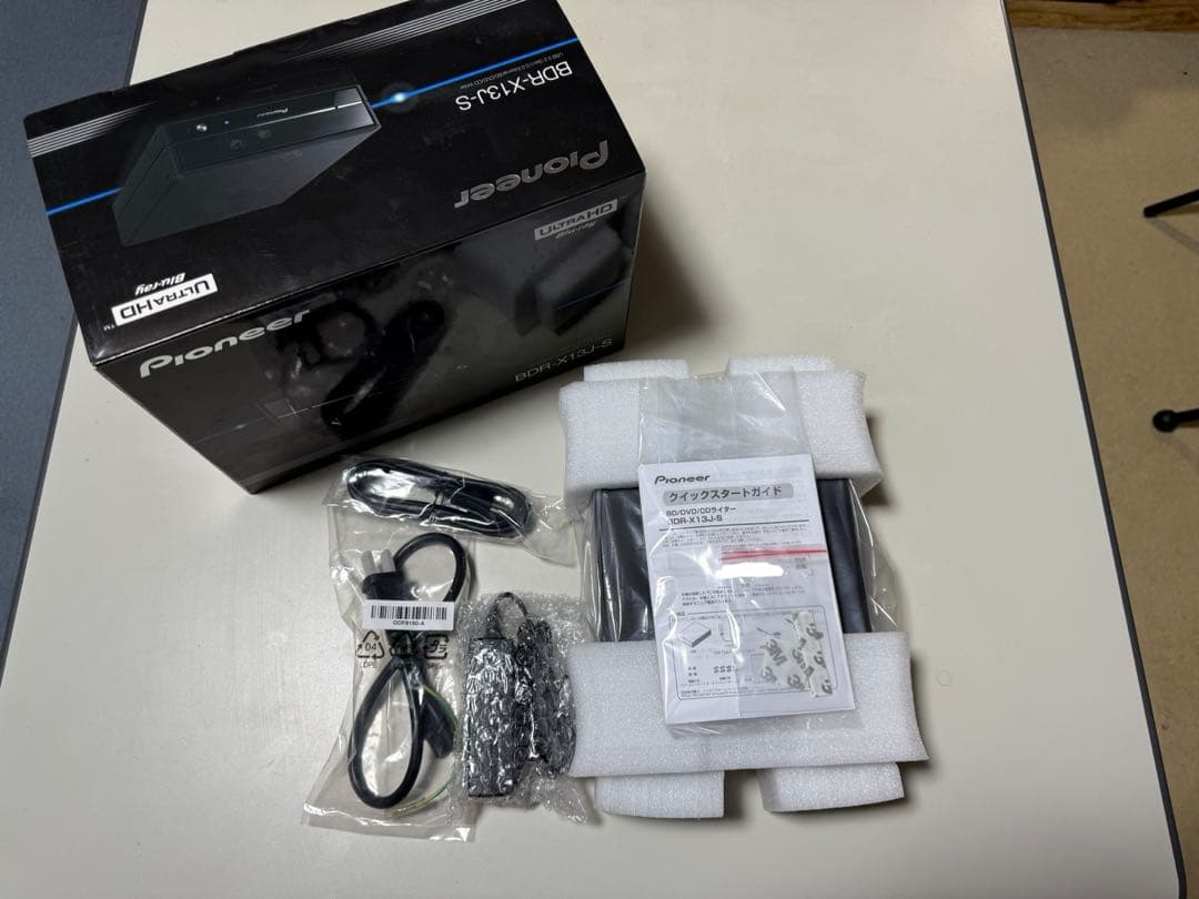 [美品]Pioneer外付けBlu-rayディスクドライブBDR-X13J-S