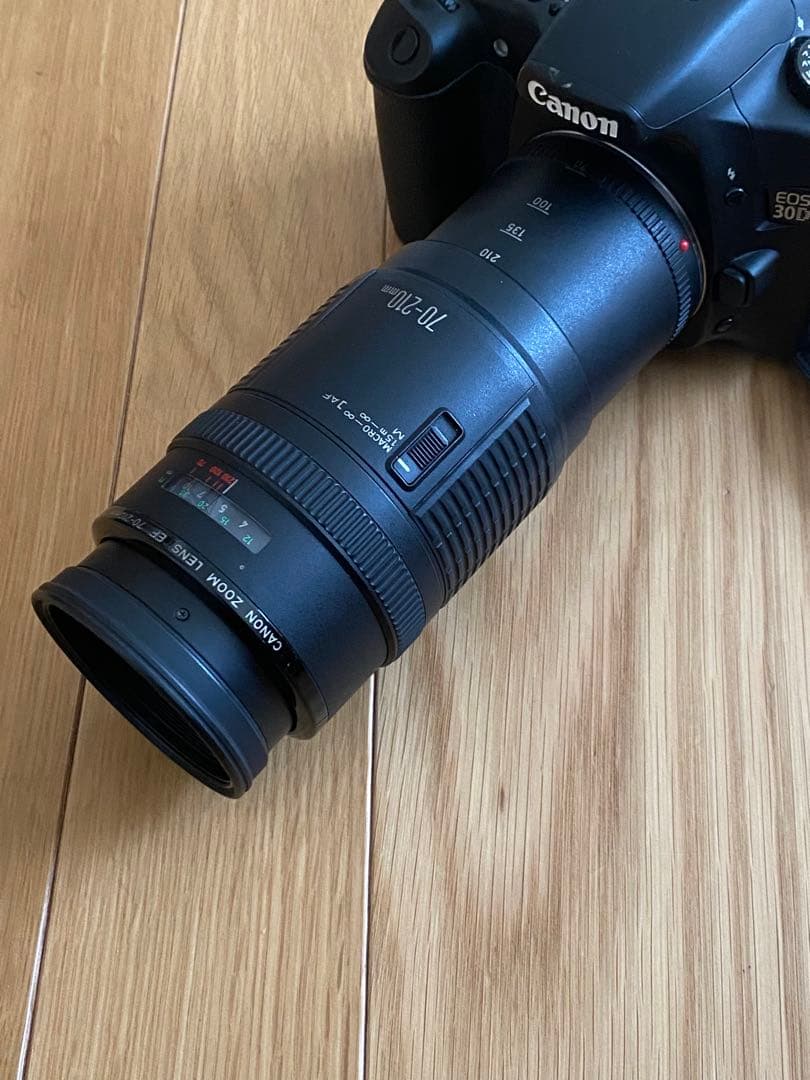 Canon EOS 30D デジタル一眼　EF70-210 動作品　比較的綺麗