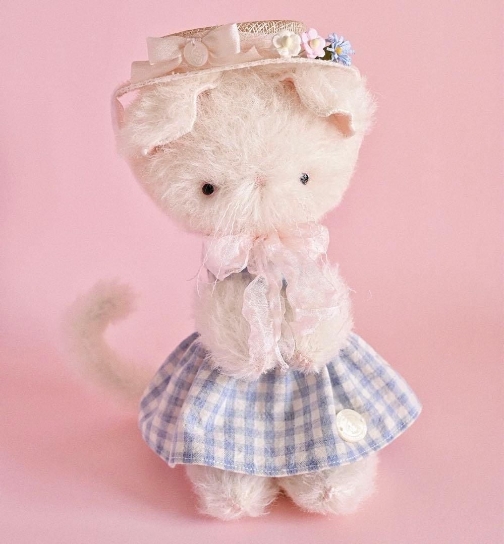 優しいマシュマロ仔猫 アーティストベア テディベア 海外作家様 ハンドメイド