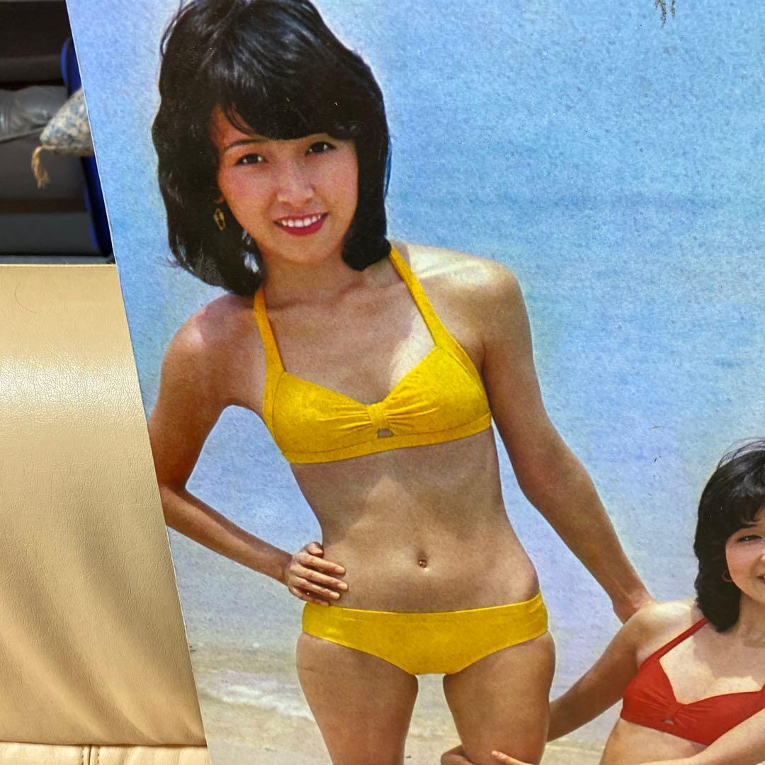 アイドル　キャンディーズ　ビキニ姿のポスター　木製　パネル　レア