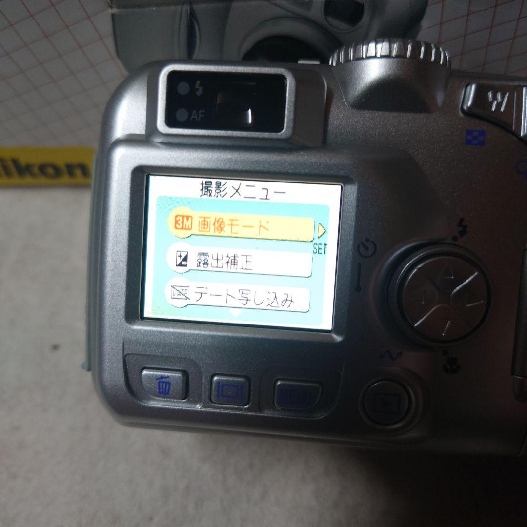 Nikon COOLPIX 3100 コンパクトデジタルカメラ・美品・レトロ