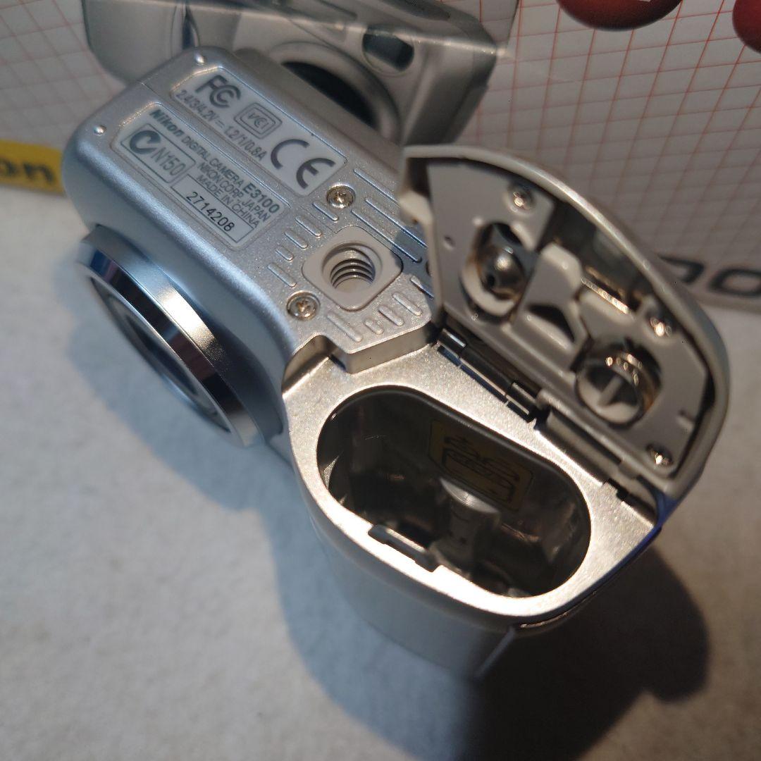 Nikon COOLPIX 3100 コンパクトデジタルカメラ・美品・レトロ