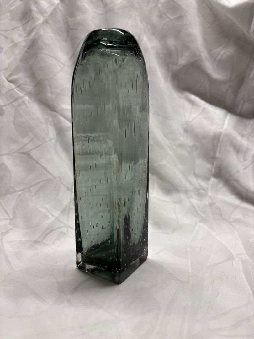 ヴィンテージ気泡入りガラス花瓶手吹ガラス ヘンリーディーン？