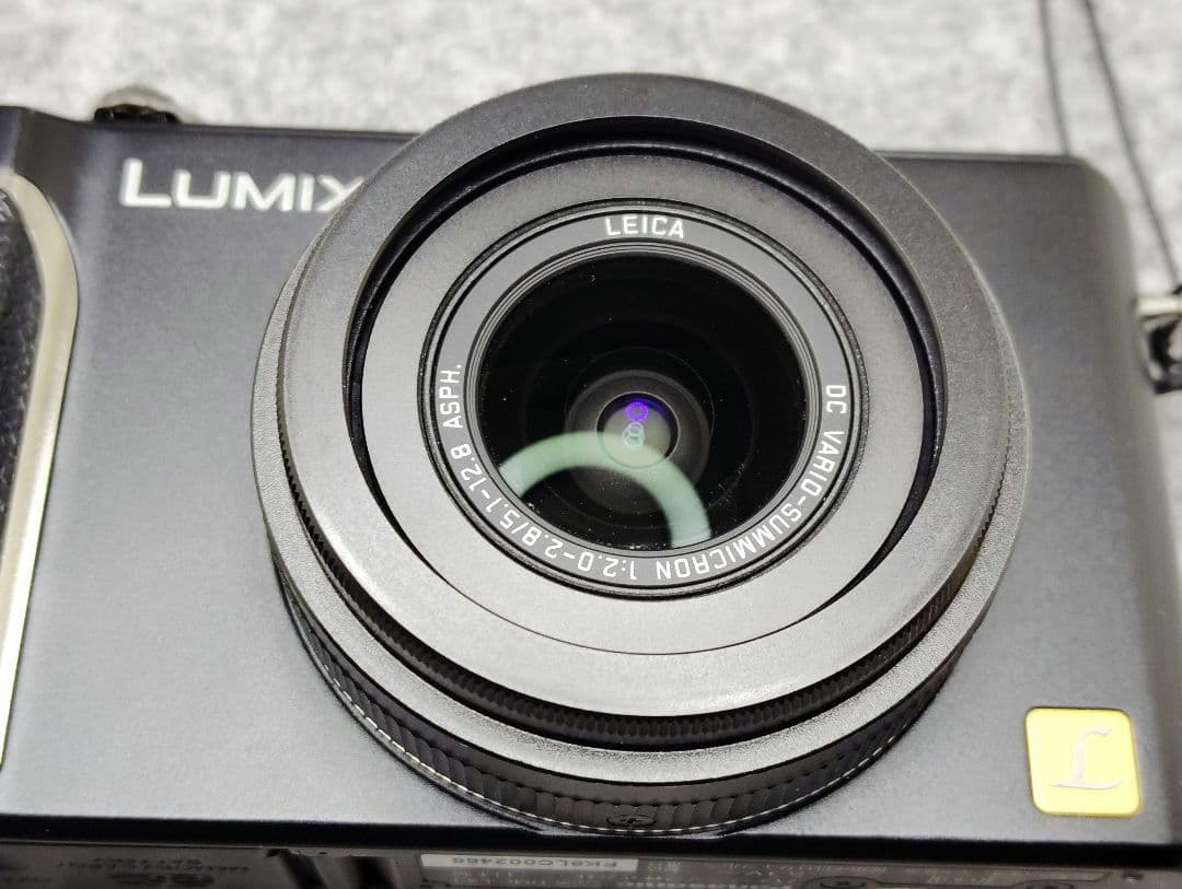 LUMIX DMC-LX３ コンパクトデジタルカメラ