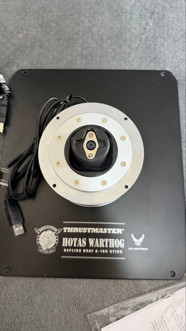 THRUSTMASTER HOTAS WARTHOG フライトコントローラー