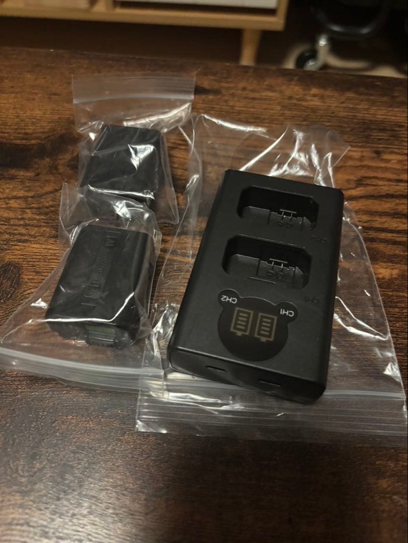 【中古】SONY α6400 バッテリーデュアルチャージャー付き