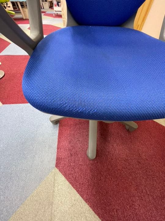 事務椅子