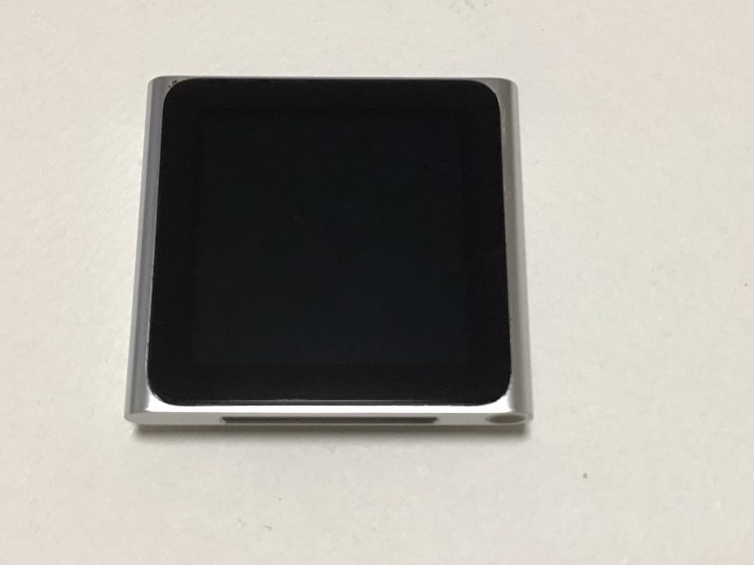 iPod nano6世代8GBシルバー5バッテリー交換済、usb有り、外装換装品