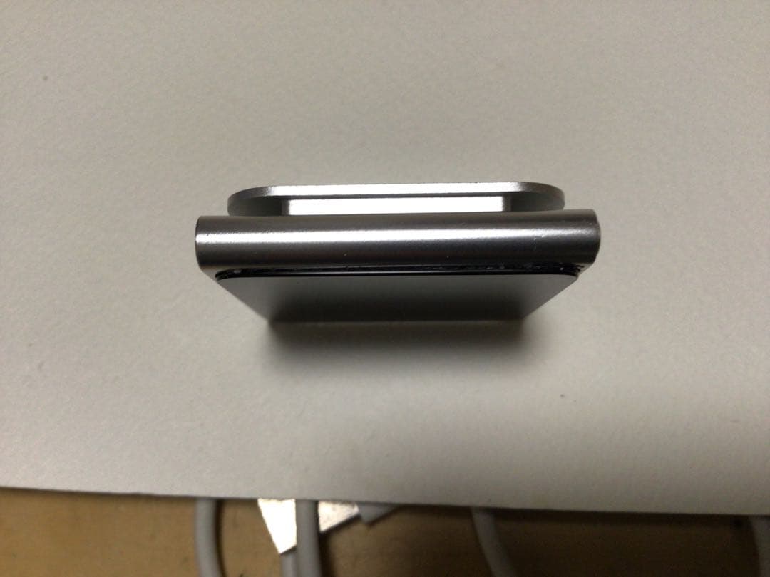 iPod nano6世代8GBシルバー5バッテリー交換済、usb有り、外装換装品