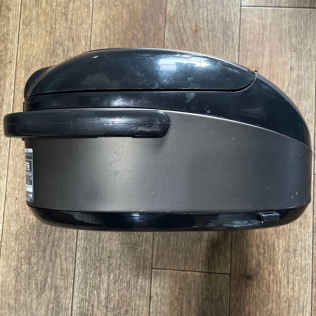 TIGER IH炊きたて　炊飯器 ブラックEFRX38