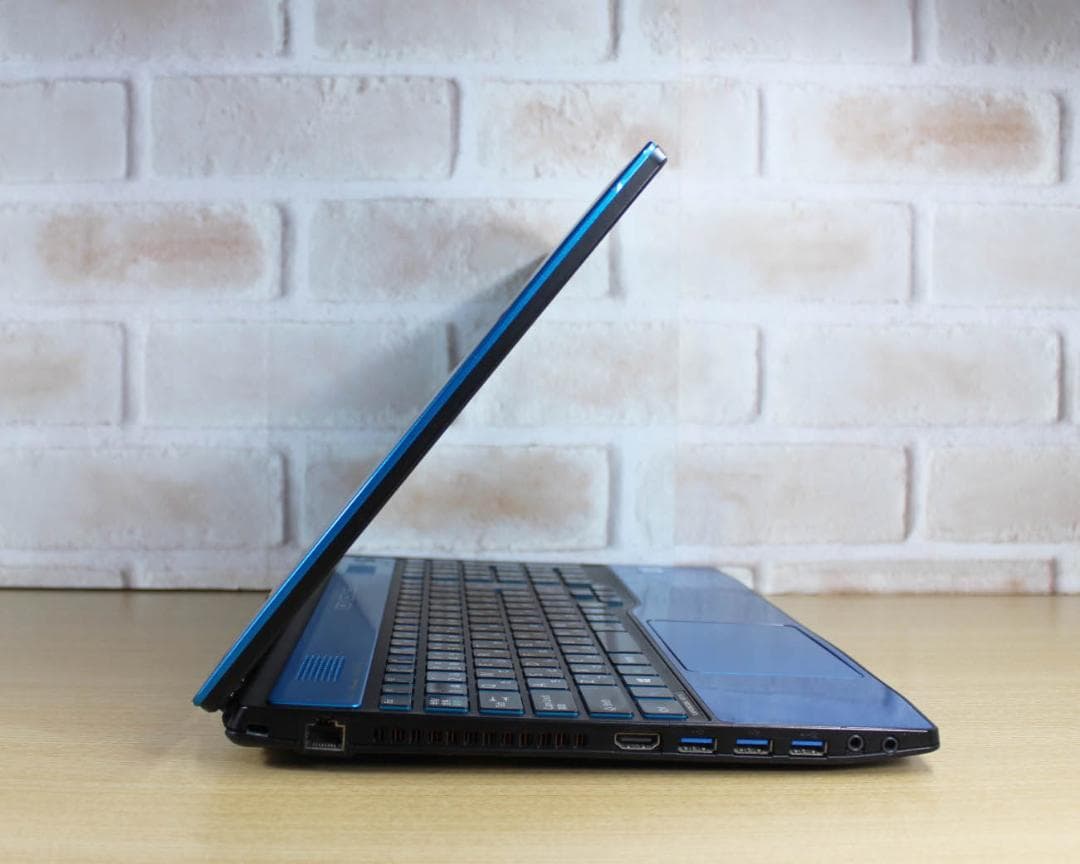 Core i7✨SSD512GB✨メモリ16G ノートパソコン オフィス付き