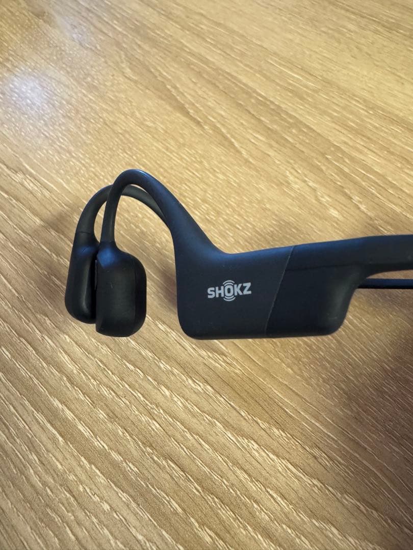 イヤホン SHOKZ OPEN RUN