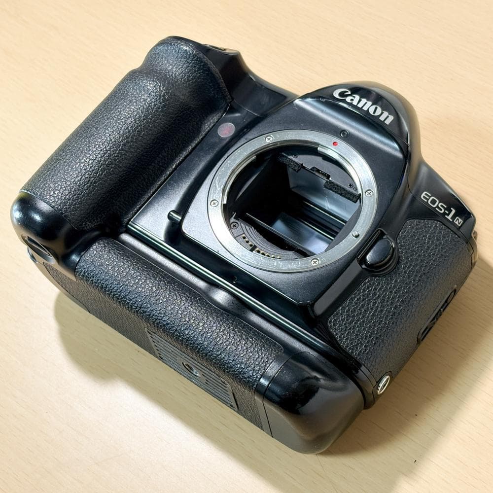 Canon EOS-1N 一眼レフカメラ　中古難有り