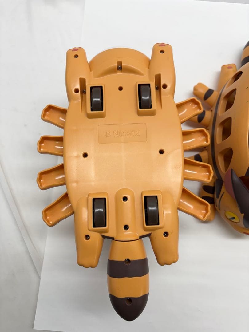 ジブリ　となりのトトロ　それゆけ！　ネコバス　Nibariki　おもちゃ